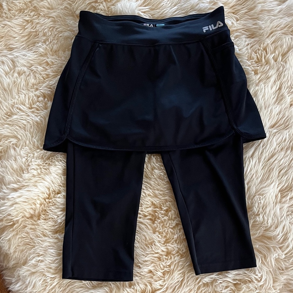 Fila skort capris sz xs